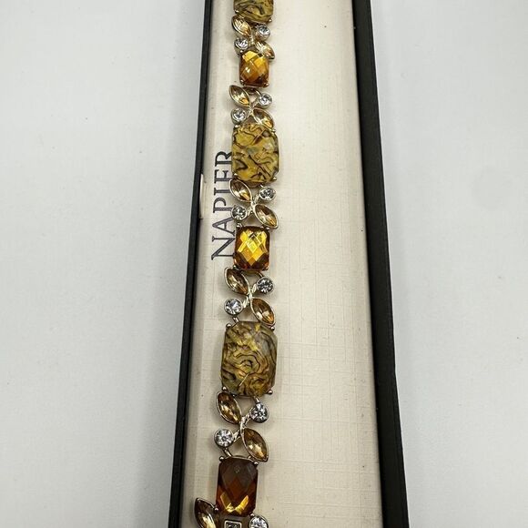 STILL IN THE BOX! 7" Napier Gold tone metal and Lucite, Rhinestones Bracelet! - Picture 5 of 12